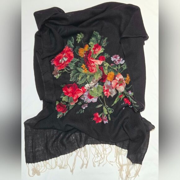 Floral Print Fringed Black Pashmina Wrap - Picture 1 of 13